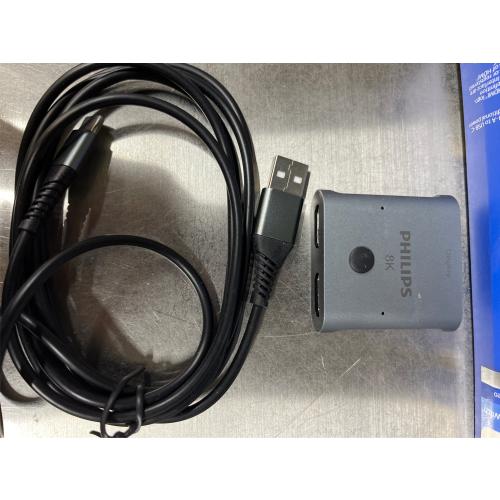 Philips 8K HDMI 2-Port Switch - Silver