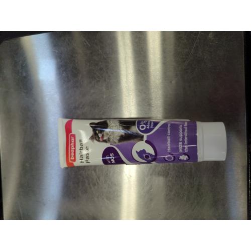 Sherleys Beaphar 2 in 1 Cat Hairball Remedy 100G