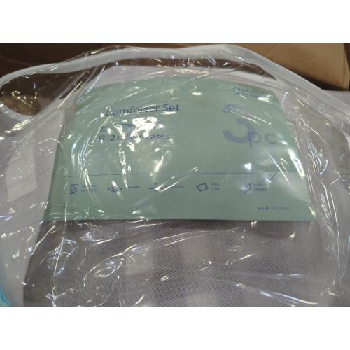 Color White and Grey Size Large Wake In Cloud -  Comforter Set, 1 blanket and 2 Pillow cases