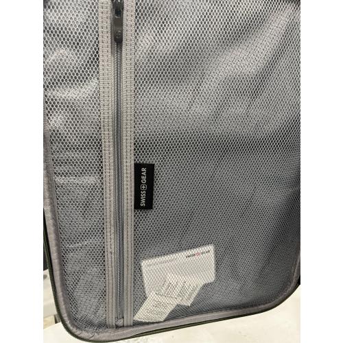 Swissgear Carry On (20’ Soft Exp Spin Olive Green) (Little Damaged, See The Pictures)