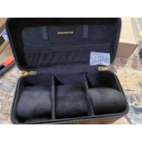 FRCOLOR Men Watch Travel Case Slot Portable Organizer for Wristwatches Storage Pouch for for Travel and Home Use