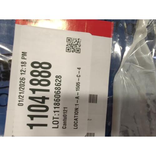 Insignia - 26-Lb. Portable Ice Maker -Silver