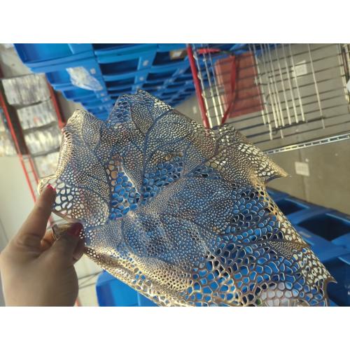 Gold Placemats Set of 8, Vinyl Table Mats Hollowed-Out Leaf Place Mats Dinner Table Decor Mats for Wedding Party Kitchen Decorations