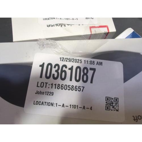 Microsoft Arc Mouse Black - Wireless - Bluetooth Low Energy - BlueTrack Enabled - Tilt Wheel - Up to 6 Months Battery Life