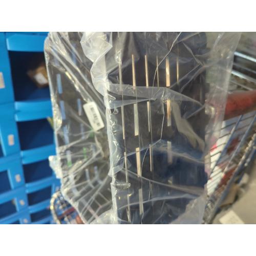 Wire Metal Baskets Metal Wire Food Storage Basket Organizer Farmhouse Baskets Bin Metal Wire Food Storage Basket Organizer with Wood Handles for Pantry Cabinets