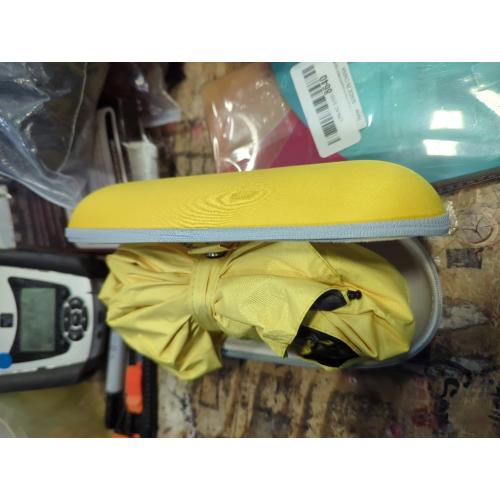 Sunny and rainy dual-purpose folding umbrella Mini pocket capsule umbrella Small fresh vinyl sunscreen parasol