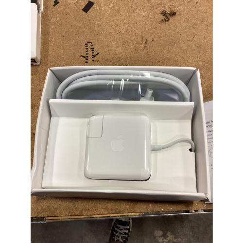 Apple 60W MagSafe Power Adapter (for previous generation 13.3-inch MacBook and 13-inch MacBook Pro)