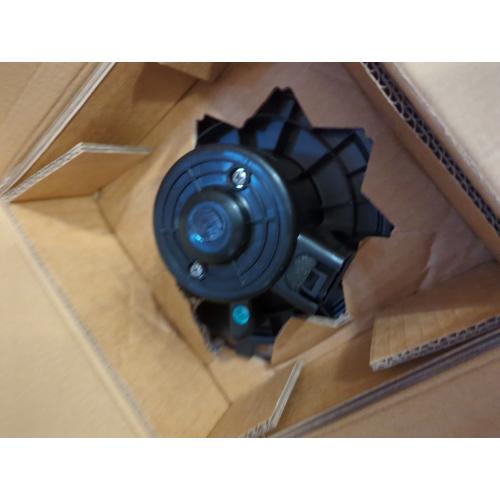 Front Blower Motor 22741027 2007 2008 2009 2010 2011 2012 2013 2014 Chevy Tahoe Silverado Avalanche Suburban, for GMC Yukon Sierra, Cadillac Escalade 700164 Without Resistor