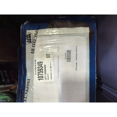 Amazon Basics Cross Cut Paper and Credit Card Shredder, 12 Sheet (New Model), Black