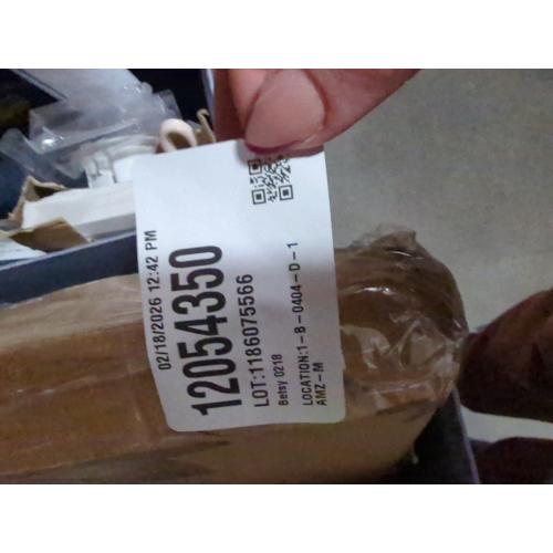 Cumbor 29.7-46 Baby Gate for Stairs, Toddler Safety Essentials for The House, Auto Close Dog Gate for Doorways, Mom's Choice Awards Winner-Easy Install Pressure Mounted Pet Gates for Dogs, White