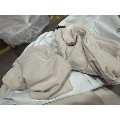 Bedsure Queen Comforter Set - Beige Soft Bedding for All Seasons, Cationic Dyed Bed Set, 3 Pieces, 1 Queen Size Comforter (90x90) and 2 Pillow Shams