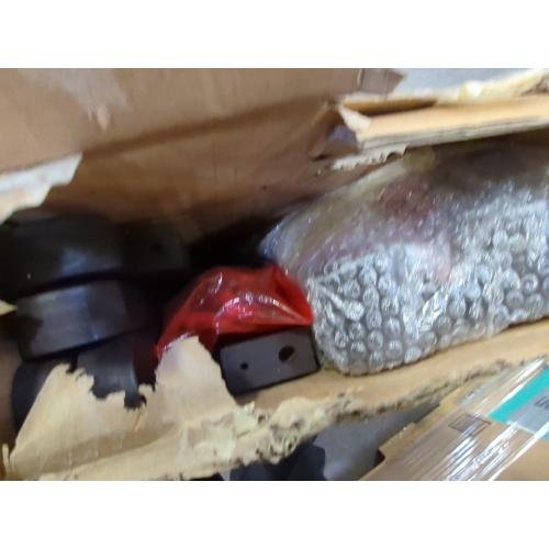 SONGMICS Luggage Rack, Set of 2, Folding Suitcase Stand with Storage Shelf, for Guest Room, Hotel, Bedroom, Heavy-Duty, Holds up to 131 lb, Chestnut Brown URLR007R02