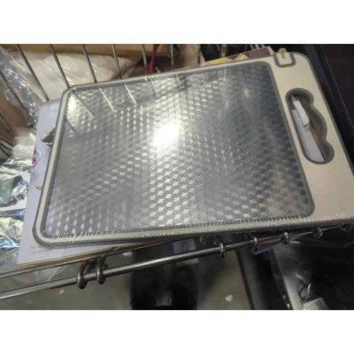 Size 15x10 Stainless Steel Cutting Board, Double Sided Chopping Board for Kitchen, Scratch-resistant Mesh Design, Non Toxic, Juice Groove, Dishwasher Safe, 304 Stainless Steel and Wheat Straw PP (15×10 In）