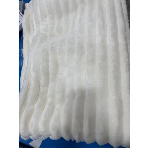 Bedsure GentleSoft White Throw Blanket for Couch - Cozy Blanket for Women, Cute Fleece Throws for Girls Sofa Couch Cover, Birthday Gifts for Women