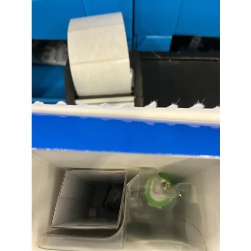 Oral-B Pro 1000 Rechargeable Electric Toothbrush, GREEN