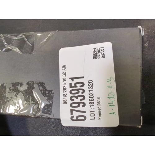 Black CUTCO Model 77 Super Shears 2.0