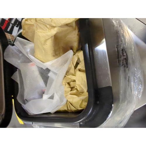 Bella PRO - 1.6-qt. Deep Fryer - Stainless Steel