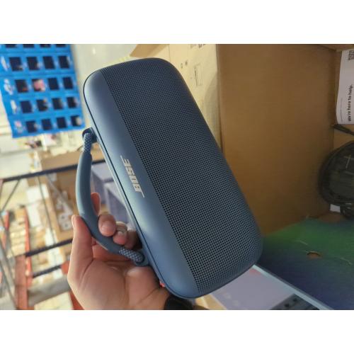Bose SoundLink Max Portable Speaker, Large IP67 Waterproof Bluetooth Speaker, Up to 20 Hours of Playtime, USB-C, Built-in 3.5mm AUX Input, Blue Dusk