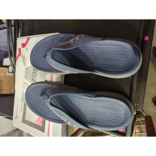 Size 11 Skechers Men's Silva-Falco Thong Sandal