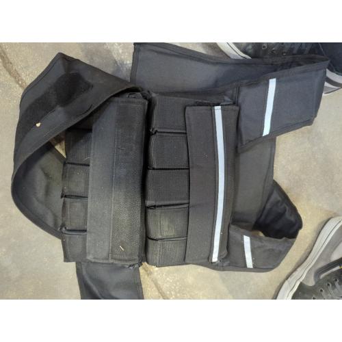 Adjustable Weighted Vest for Men Women, 40lb Rucking Weight Vests Adjustable for Running, Training Workout, Jogging, Walking