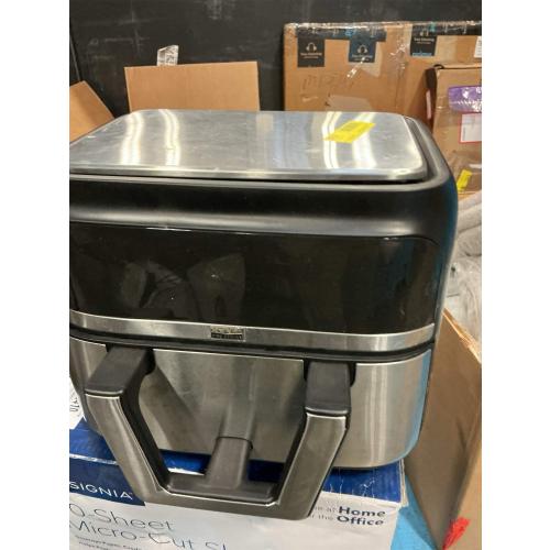 Stainless Steel 9-qt. TriZone Touchscreen Air Fryer with Dual Flex Basket by bella PRO