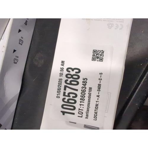 Apple Lightning to Digital AV Adapter