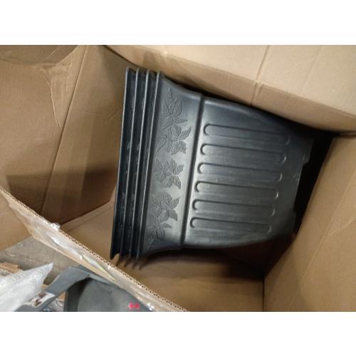 BTPLASTIK 18 inch Large Square Planter for Plants - 4 Pack Decorative Black Plastic Flower Pots with Drainage Holes & Raised Base, 14 Gallon Vintage Garden Pot for Outdoor, Patio, Porch (15 Tall)