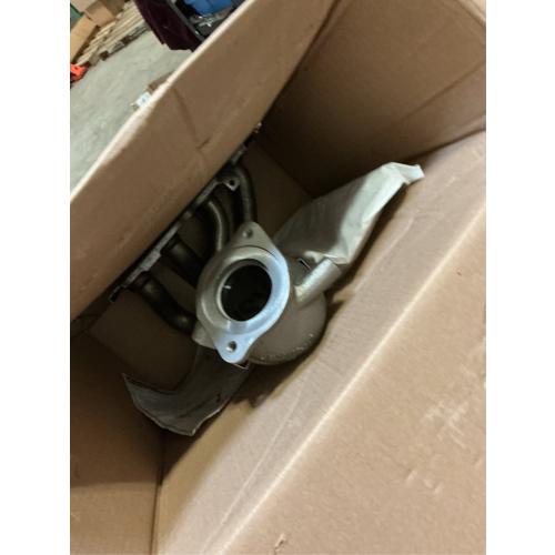 Dorman 674-044 Front Catalytic Converter with Integrated Exhaust Manifold for Specific Toyota Models (Non-CARB Compliant)