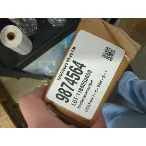 MYshade Blackout Cordless Cellular Shades Honeycomb Shade for Indoor Windows Room Darkening Blinds for Home Office Pull Down Window Shades Easy to Install 30 inch Wide, H36 Pleated Shade White