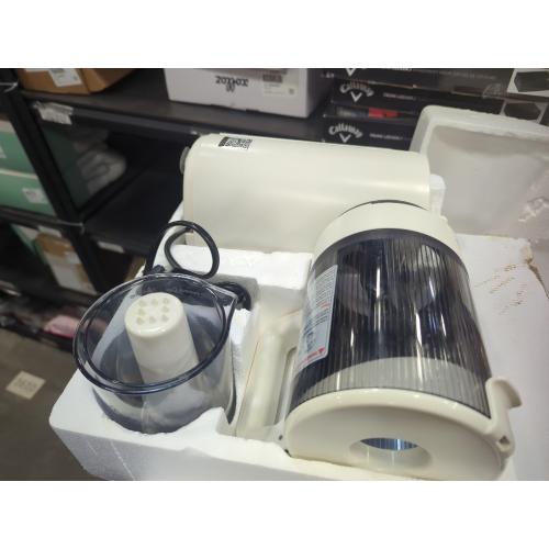 Cold Press Juicer, Zasmira Juicer Machines with Large Feeding Chute, Powerful Slow Juicer with Pulp Seperation, 99.6% Juice Purity, Easy to Clean, White