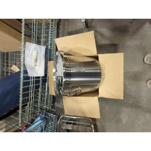 21L Silver DYNAMI 5.5Gal 304 Stainless Steel Airtight Container with Lid and Locking Clamp,17-38Lbs Metal Bucket Large Stainless Steel Canisters for Kitchen,Dog Food/Bird Seed/Coffee Storage Container(21L)