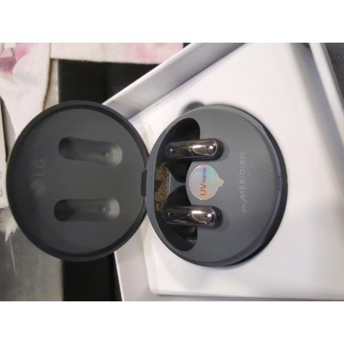 LG TONE Free FP9 Plug and Wireless True Wireless Bluetooth UVnano Earbuds, Black