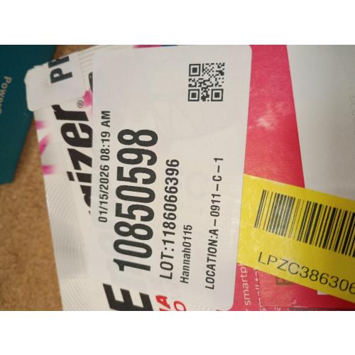 Energizer MAX Power Bank UE5044 5000mAh LiPo Compact Portable Battery Charger