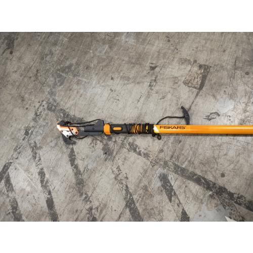 Fiskars Power-Lever Fiberglass Pole Pruner (Missing)