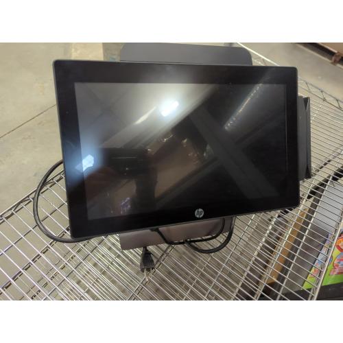 HP RP9 G1 AiO Retail System, Model 9015 With Mouse
