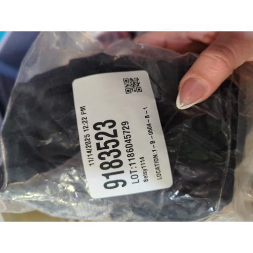 under armour .. Size S/M ...Men's Raglan Baseball Tee Shirt - Casual T-Shirts