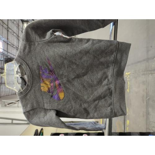 Size medium Nike Boys' Sportswear HBR Club Fleece Sweatshirt