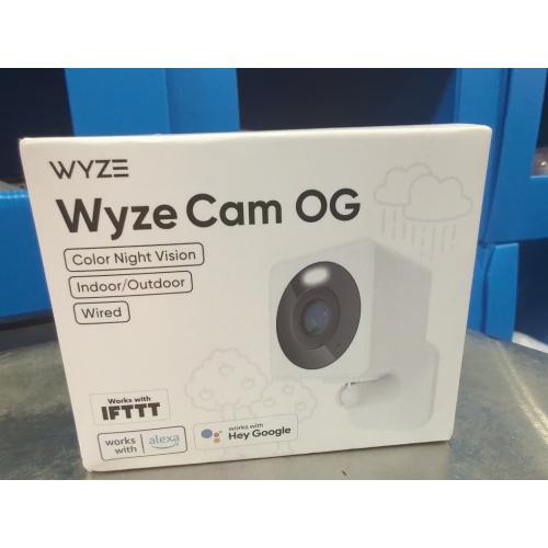 Wyze Cam OG Indoor/Outdoor 1080p Wi-Fi Smart Home Security Camera with Color Night Vision, Built-in Spotlight, Motion Detection, 2-Way Audio, Compatible with Alexa & Google, White, Free Expert Setup