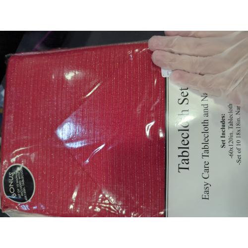 Tablecloth Set With Napkins Red