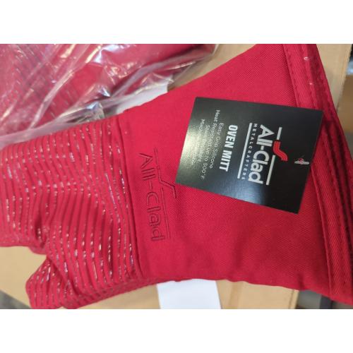 All-Clad Silicone Oven Mitt, 1-Pack, chili