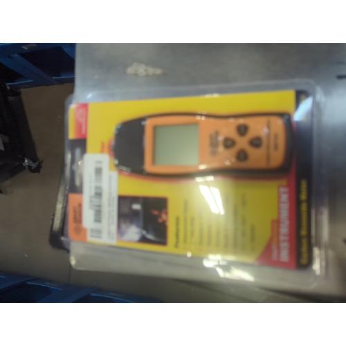 Carbon Monoxide Detectors, Portable CO Detector with Temperature Sensor ＆ LCD Backlight Screen, Handheld Carbon Monoxide Meter Tester 0-1000PPM Range, Indoor/Oudoor (Includes Battery x3)