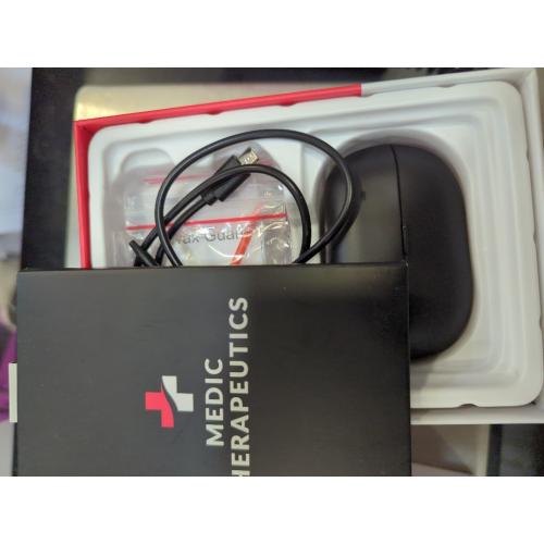 Hearing Aid w/Rechargeable Carrying Case & Extra Ear Tips (Beige)