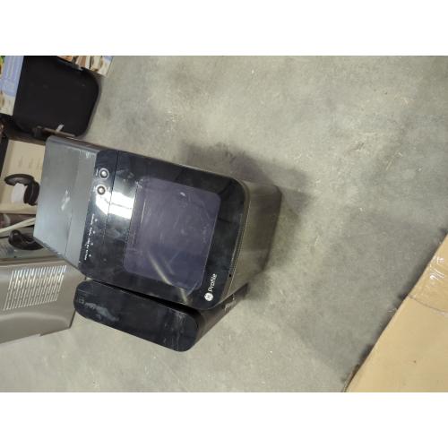 GE Profile - Opal 1.0 Nugget Ice Maker With Side Tank - Black