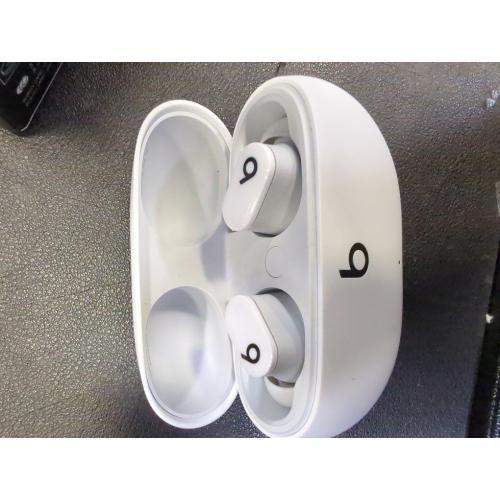 White Beats by Dr. Dre Beats Studio Buds White