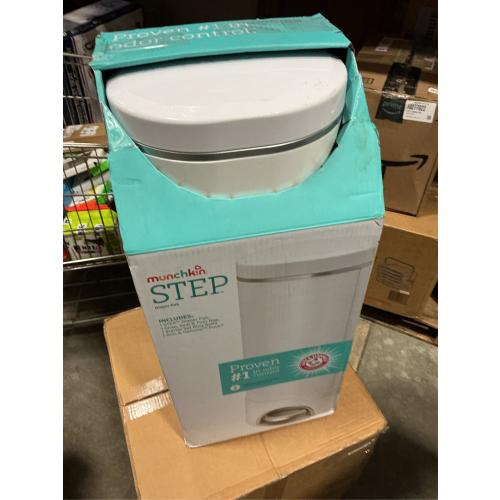 Munchkin Step Diaper Pail Powered by Arm & Hammer, White - White
