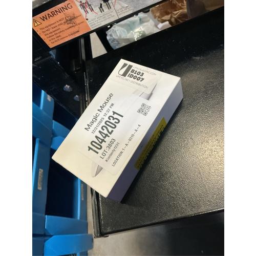 Magic Mouse - White Multi-Touch Surface