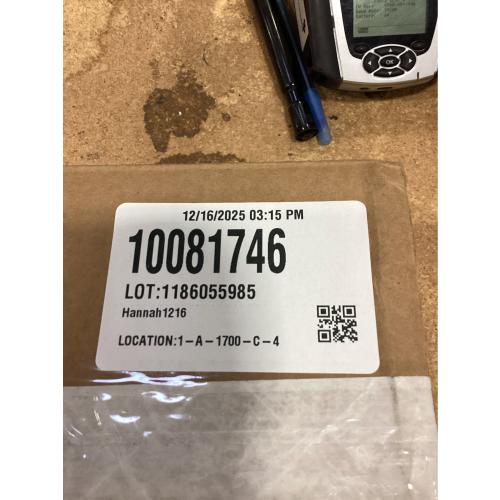 Cocktail Shaker Set, Mixology Bartender Kit 10-Piece Bar Tools Set with Stylish Bamboo Stand, Bar kit: Martini Shaker Muddler Jigger with All Essential Accessory Tools Gifts for Men Dad