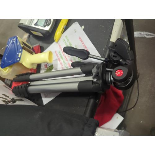 Color Black Manfrotto Compact Advanced Aluminum Tripod For Camera - 3 Way Tilt (black)