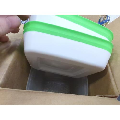 Set of 2 Color Green Rubbermaid Clear Plastic Dishwasher Safe Strawberry Food Storage Container (2 Count)