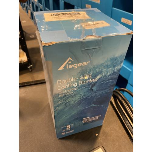 Elegear Revolutionary Cooling Blanket Twin, Absorbs Heat to Keep Body Cool for Night Sweats, Double Sided Arc-Chill3.0 Cooling Fiber Q-Max>0.5, Lightweight Summer Cold Blankets for Sleeping, 59“ x 79”